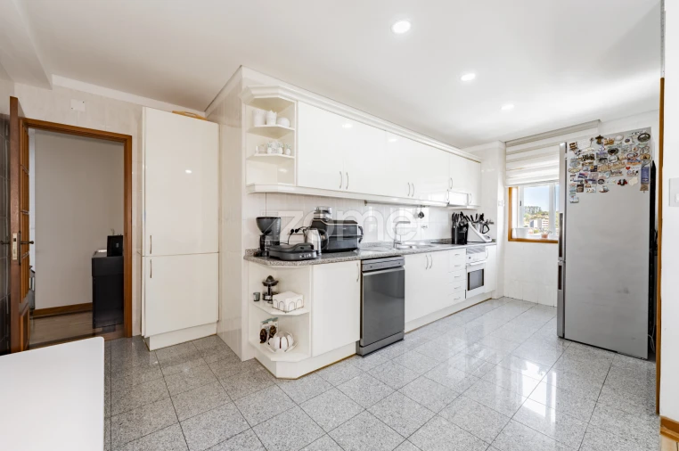 Apartamento T3 para Venda em Vila Nova de Famalicão e Calendário Foto 4