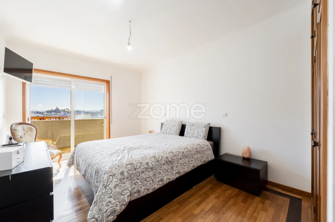 Apartamento T3 para Venda em Vila Nova de Famalicão e Calendário Foto 14