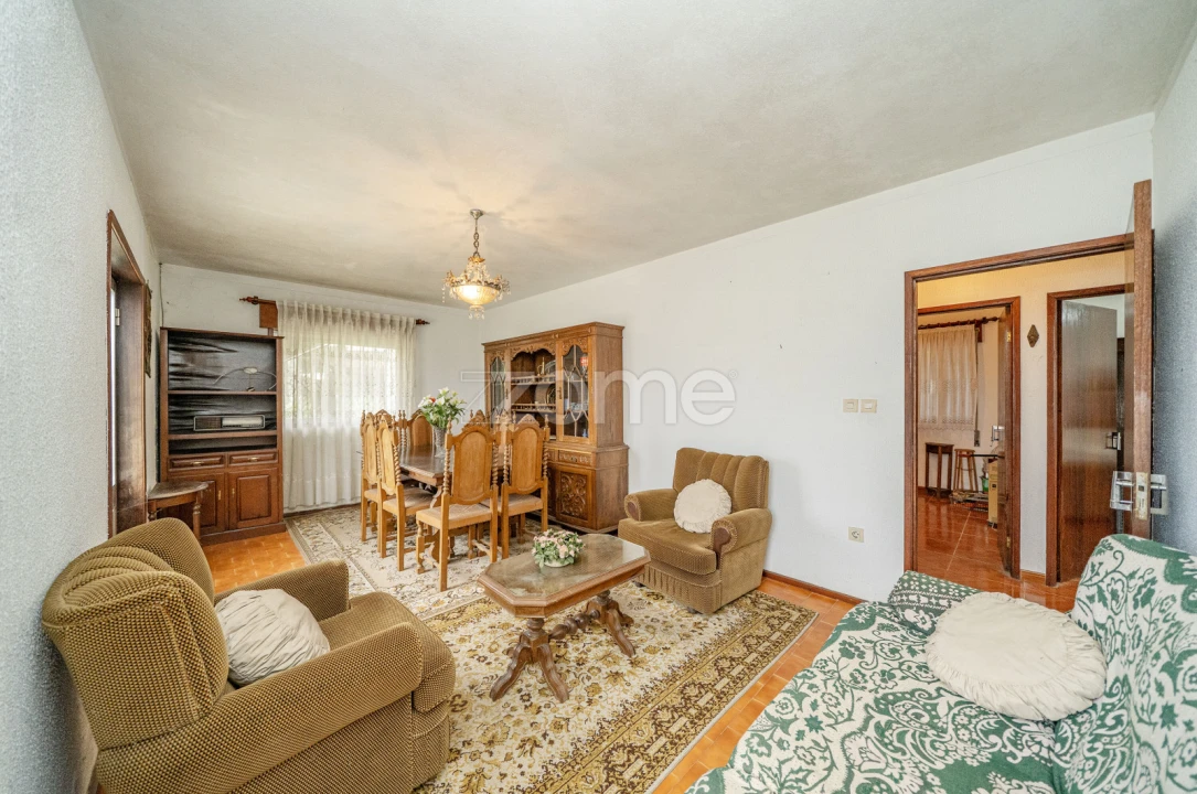 Moradia T4 para Venda em Garfe Foto 10