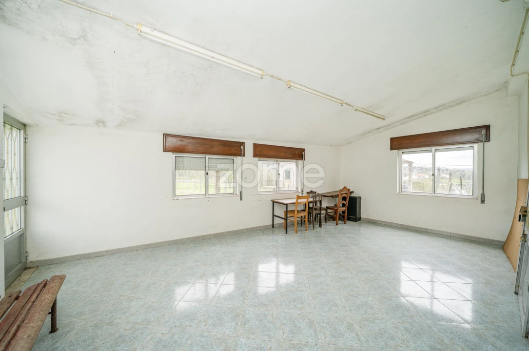 Moradia T4 para Venda em Garfe Foto 32