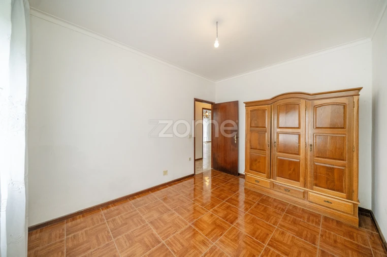 Moradia T4 para Venda em Garfe Foto 31