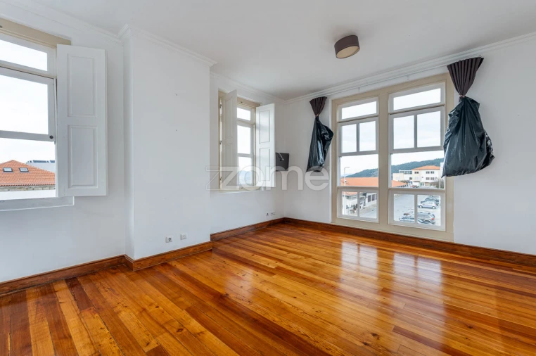 Negócio para Venda em Armamar Foto 20