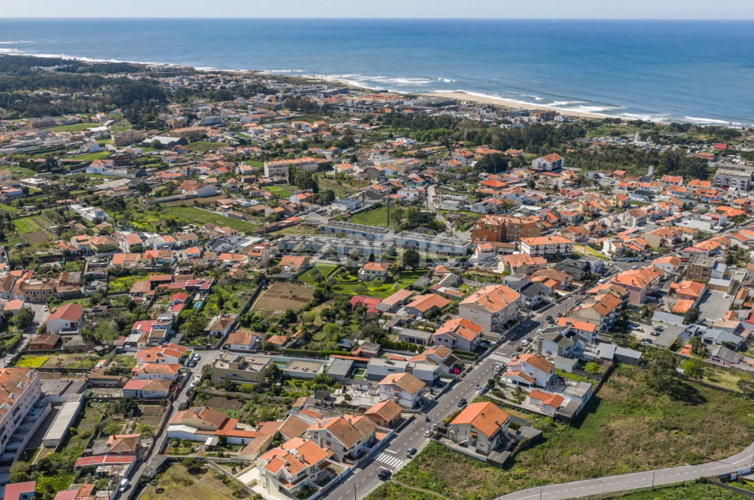 Moradia T5 para Venda em Canidelo Foto 45