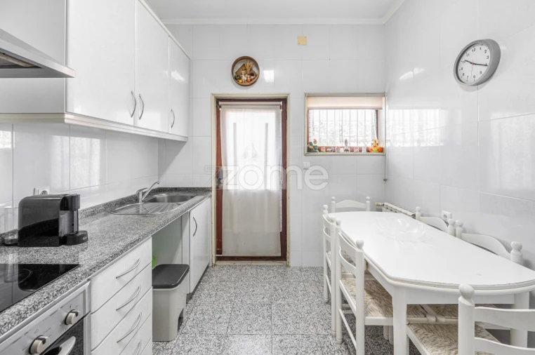 Moradia T5 para Venda em Canidelo Foto 10