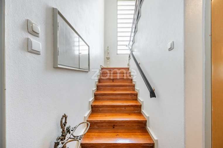 Moradia T5 para Venda em Canidelo Foto 13