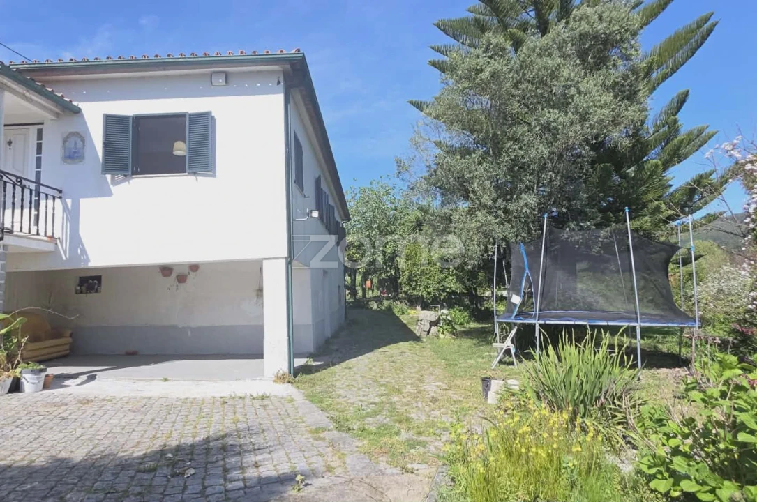 Moradia T3 para Venda em Sande, Vilarinho, Barros e Gomide Foto 13