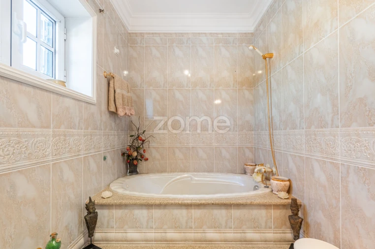 Moradia T4 para Venda em Fânzeres e São Pedro da Cova Foto 19