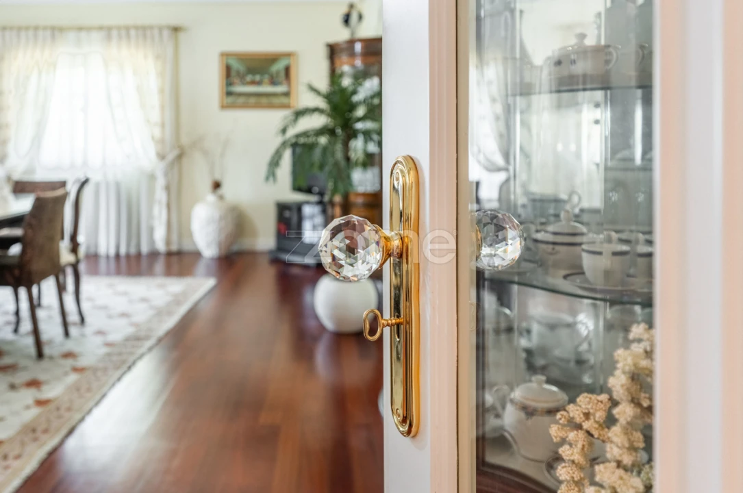 Moradia T4 para Venda em Fânzeres e São Pedro da Cova Foto 6