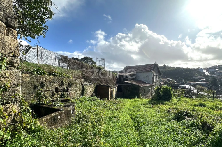 Moradia T4 para Venda em Custóias, Leça do Balio e Guifões Foto 1