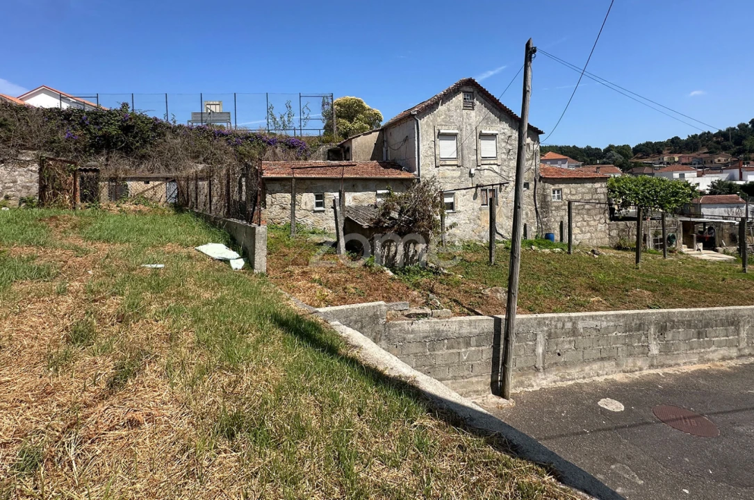 Moradia T4 para Venda em Custóias, Leça do Balio e Guifões Foto 1