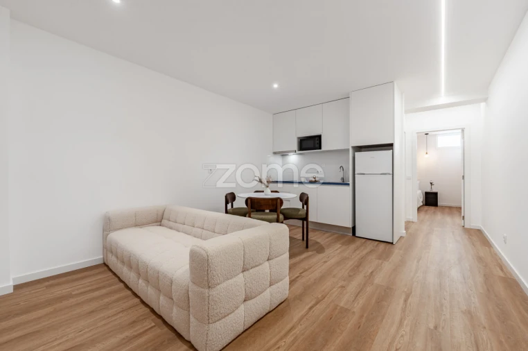 Prédio para Venda em Leiria, Pousos, Barreira e Cortes Foto 15