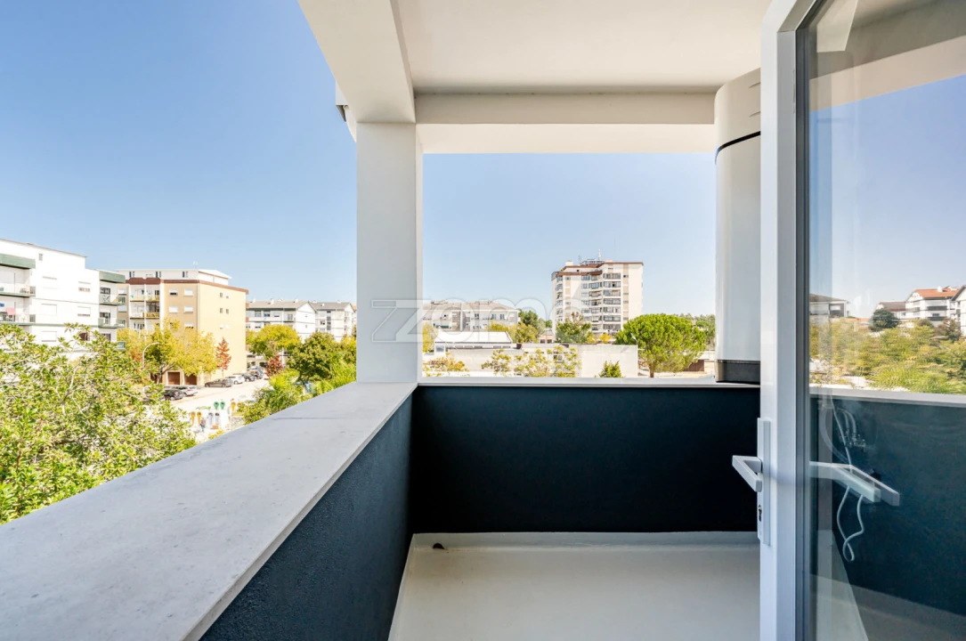 Prédio para Venda em Leiria, Pousos, Barreira e Cortes Foto 30