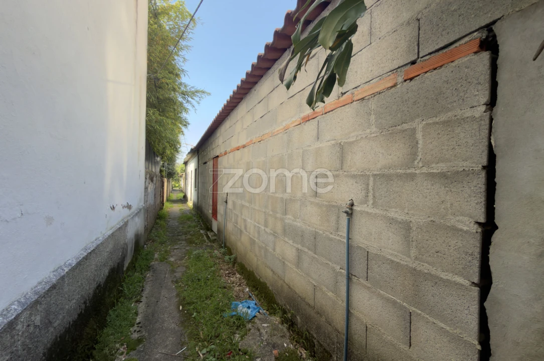 Moradia T13 para Venda em Sé Nova, Santa Cruz, Almedina e São Bartolomeu Foto 8