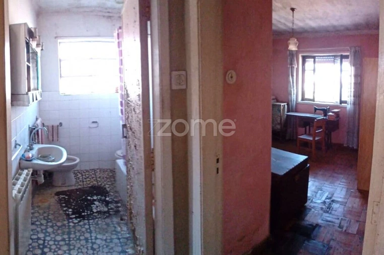 Moradia T5 para Venda em Sangalhos Foto 23