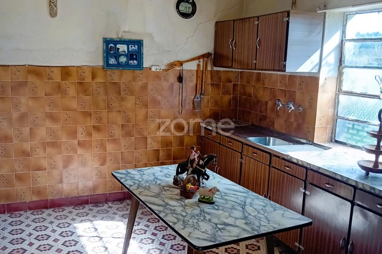 Moradia T5 para Venda em Sangalhos Foto 18