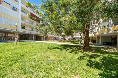 Apartamento T2 para Venda em Alvalade