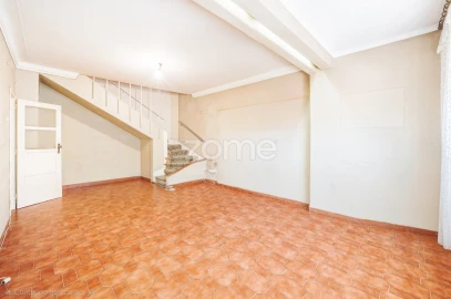 Apartamento T2 para Venda em Alvalade