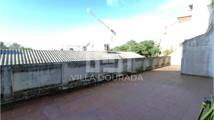 Apartamento para Venda em Lordelo do Ouro e Massarelos Foto 2