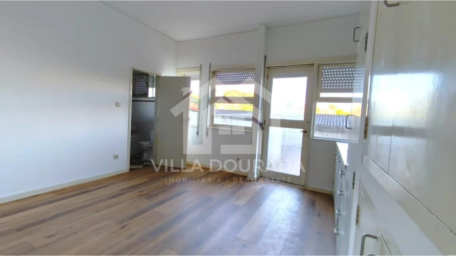 Apartamento para Venda em Lordelo do Ouro e Massarelos Foto 7