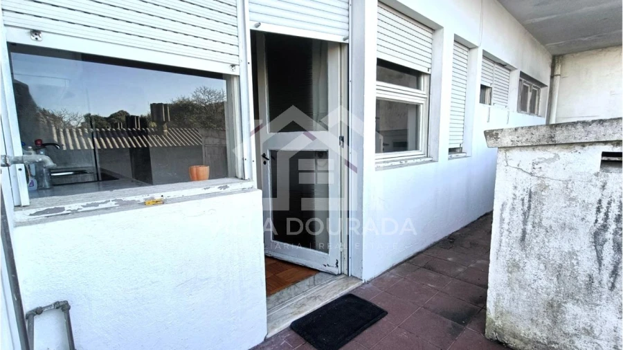 Apartamento para Venda em Lordelo do Ouro e Massarelos Foto 8