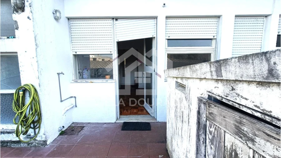 Apartamento para Venda em Lordelo do Ouro e Massarelos Foto 9