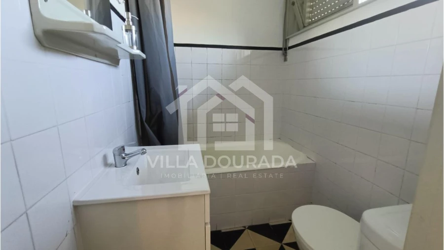 Apartamento para Venda em Lordelo do Ouro e Massarelos Foto 10