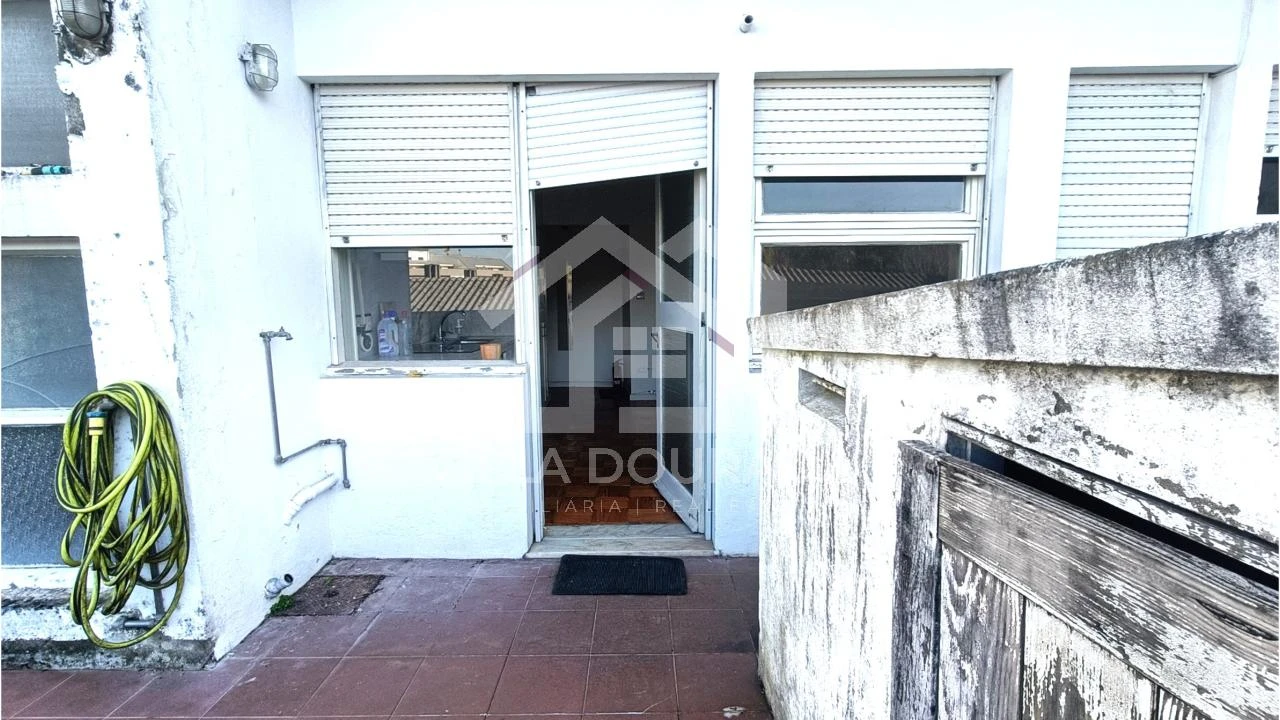 Apartamento para Venda em Lordelo do Ouro e Massarelos Foto 9