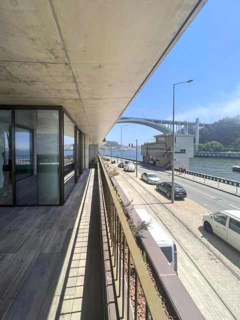 Apartamento T4 para Venda em Lordelo do Ouro e Massarelos