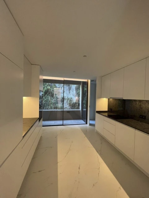 Apartamento T4 para Venda em Lordelo do Ouro e Massarelos
