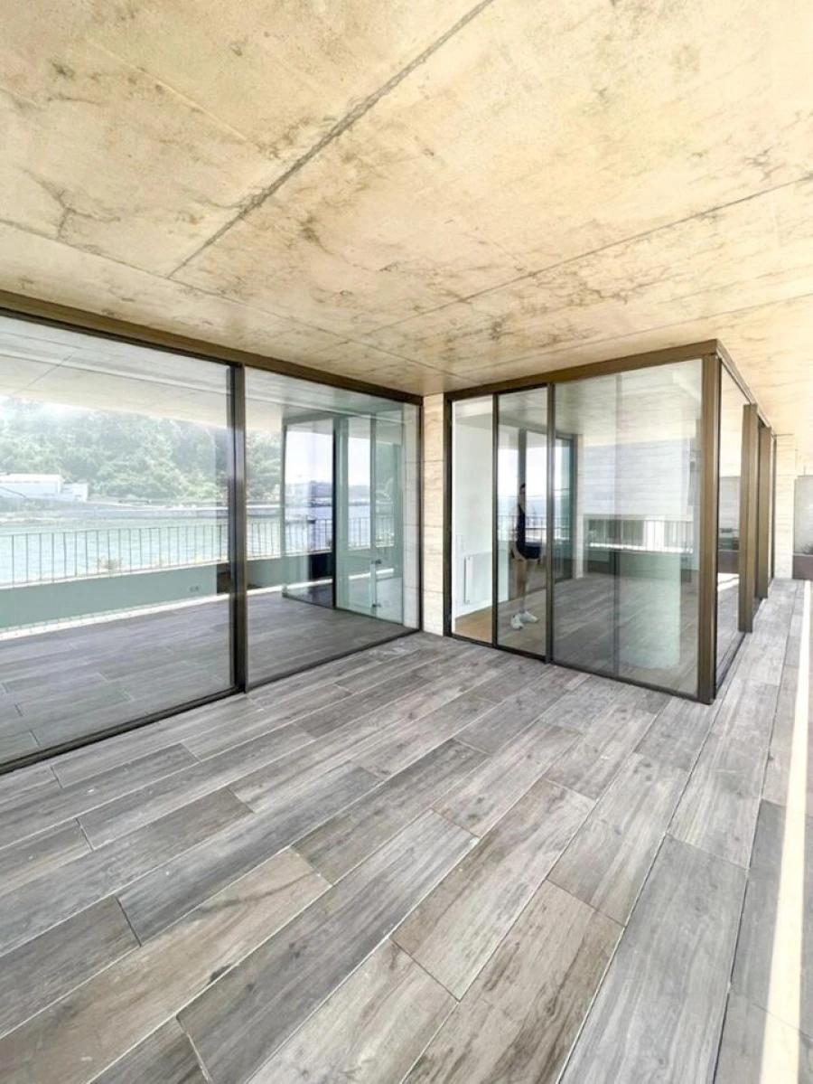 Apartamento T4 para Venda em Lordelo do Ouro e Massarelos Foto 3