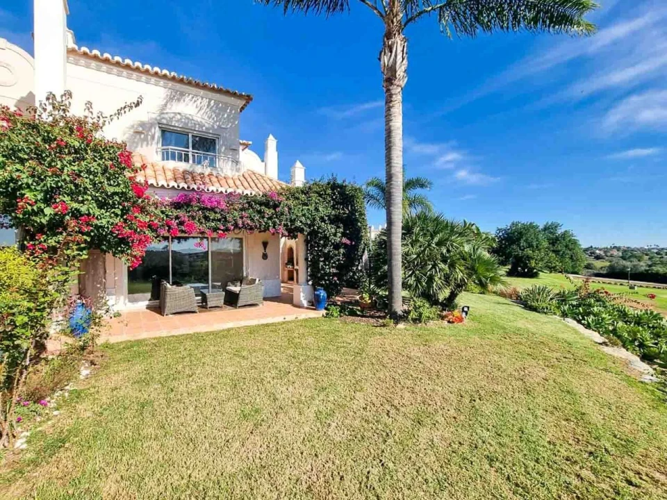 Moradia T2 para Venda em Estômbar e Parchal Foto 2