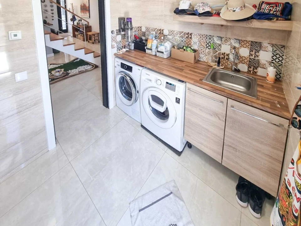 Moradia T5 para Venda em Estômbar e Parchal Foto 39