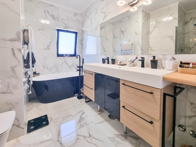 Moradia T5 para Venda em Estômbar e Parchal Foto 45