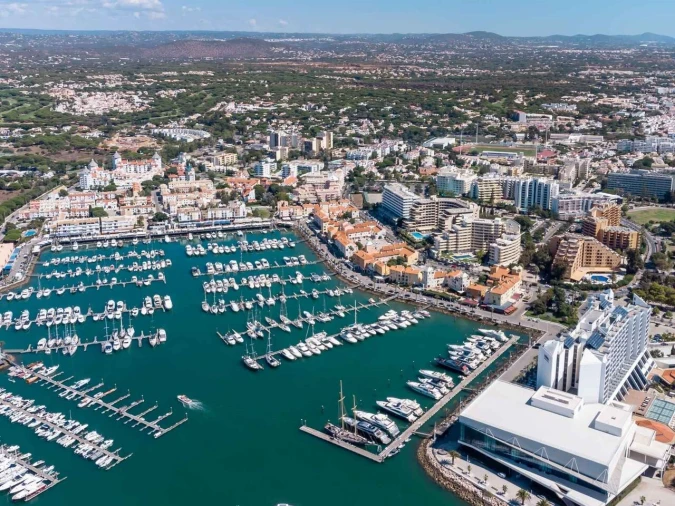 Loja para Venda em Albufeira e Olhos de Água Foto 13