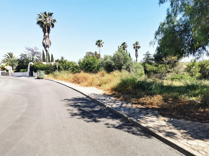Terreno para Venda em Lagoa e Carvoeiro Foto 2