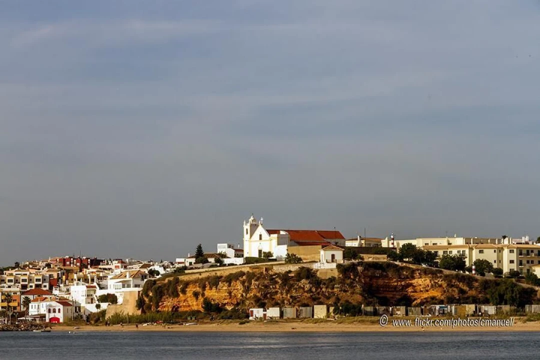 Terreno para Venda em Estômbar e Parchal Foto 9