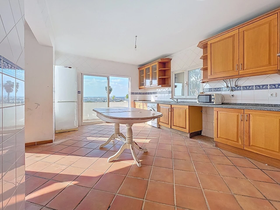 Moradia T5 para Venda em Estômbar e Parchal Foto 22