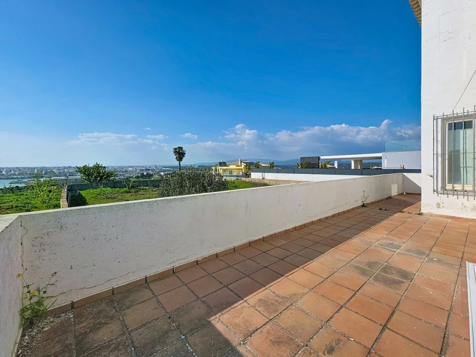 Moradia T5 para Venda em Estômbar e Parchal Foto 27