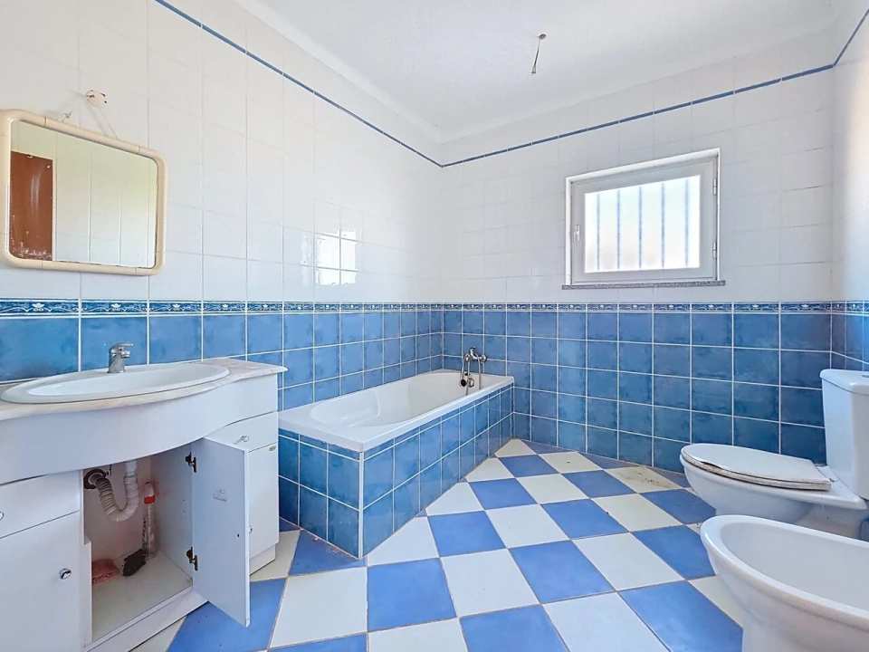 Moradia T5 para Venda em Estômbar e Parchal Foto 40