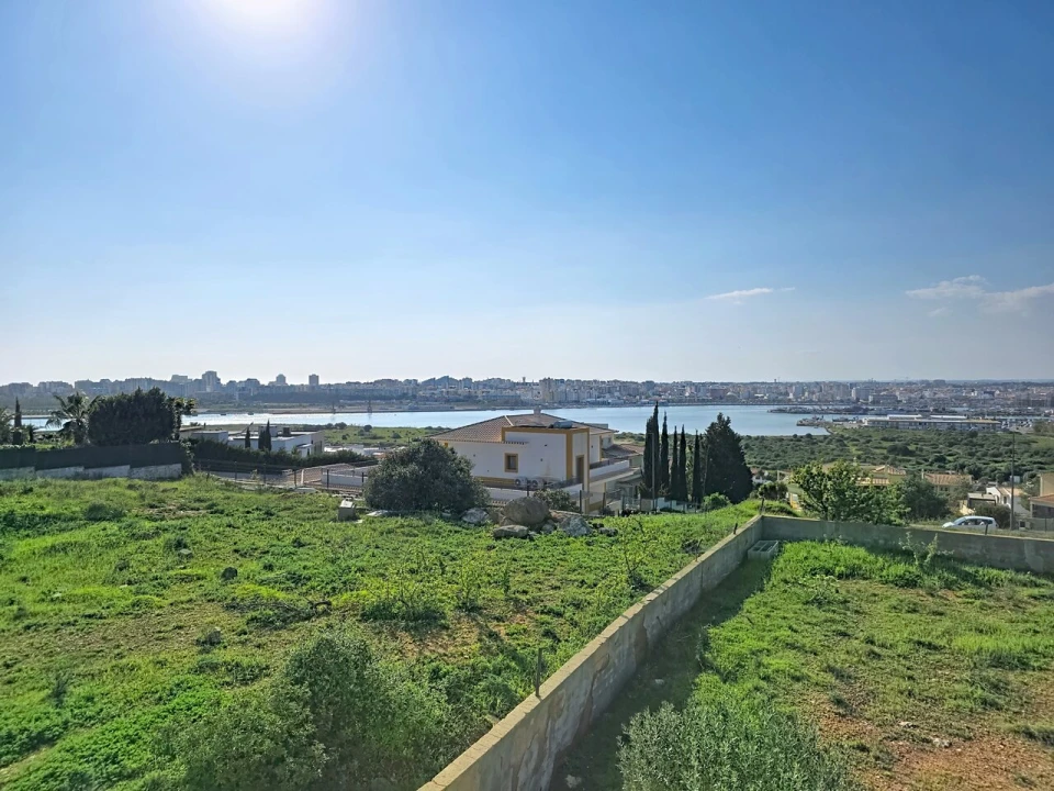 Moradia T5 para Venda em Estômbar e Parchal Foto 46