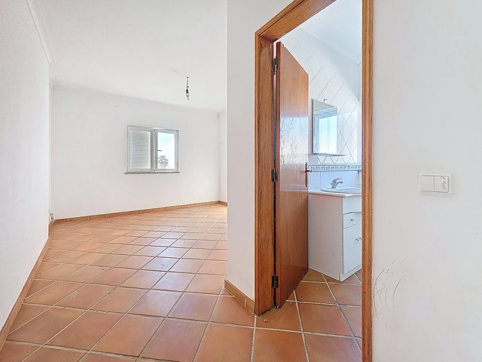 Moradia T5 para Venda em Estômbar e Parchal Foto 47