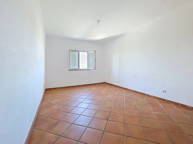 Moradia T5 para Venda em Estômbar e Parchal Foto 14