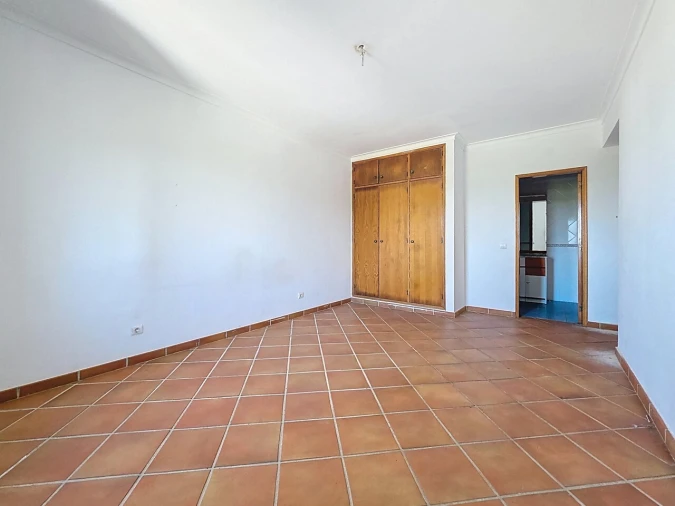 Moradia T5 para Venda em Estômbar e Parchal Foto 15