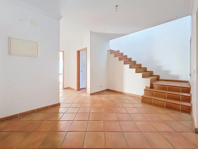 Moradia T5 para Venda em Estômbar e Parchal Foto 17