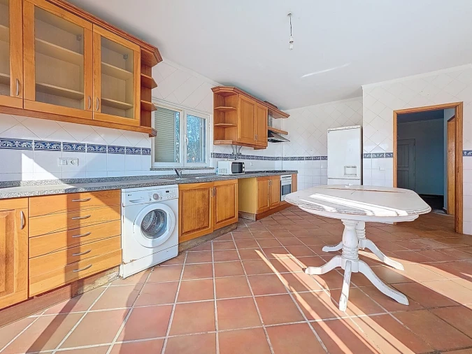 Moradia T5 para Venda em Estômbar e Parchal Foto 23