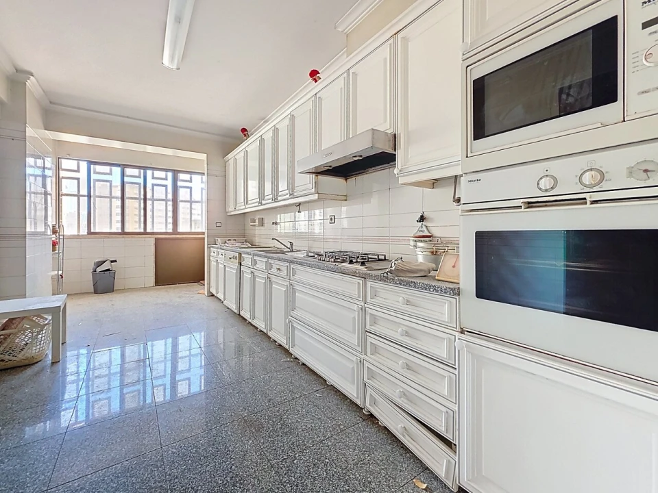 Apartamento T4 para Venda em Areeiro Foto 6