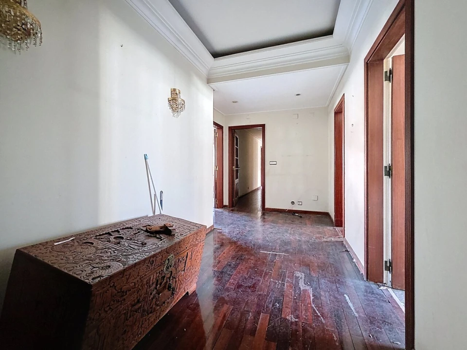 Apartamento T4 para Venda em Areeiro Foto 8