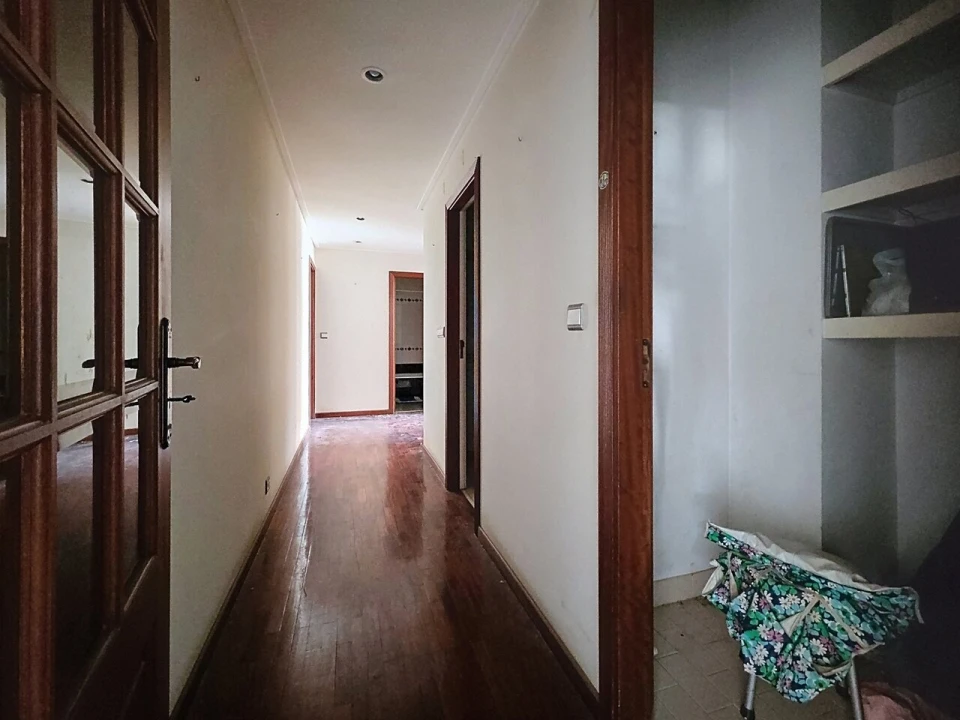Apartamento T4 para Venda em Areeiro Foto 22