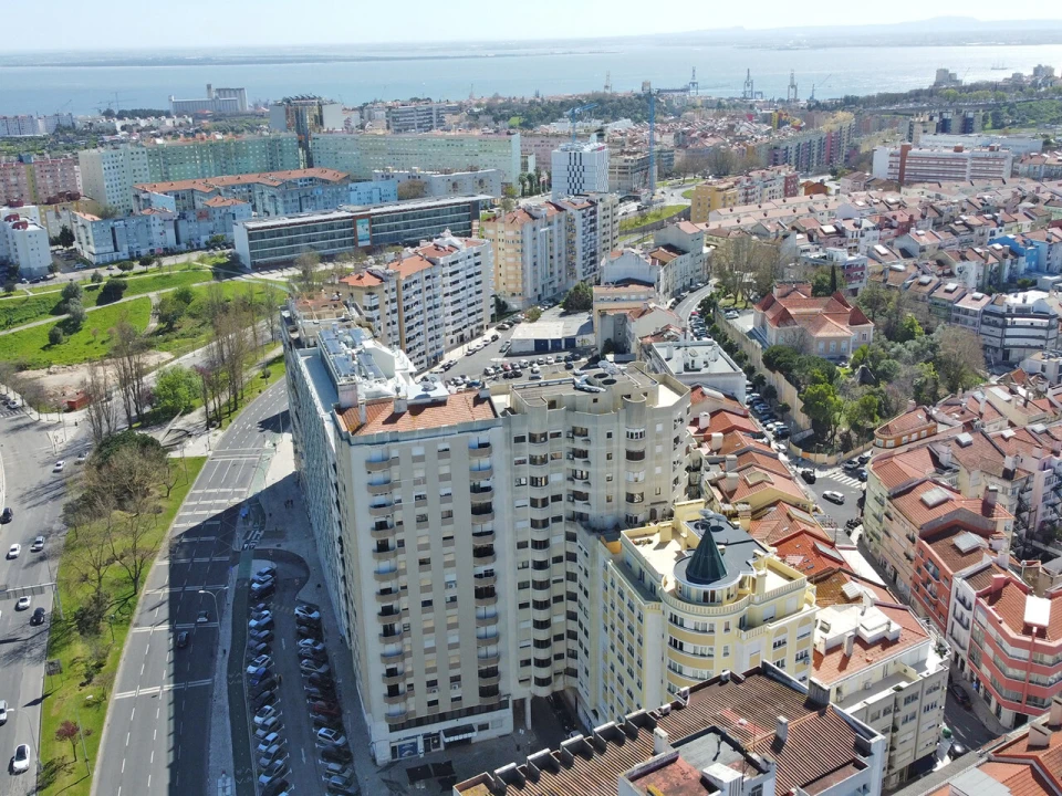 Apartamento T4 para Venda em Areeiro Foto 27
