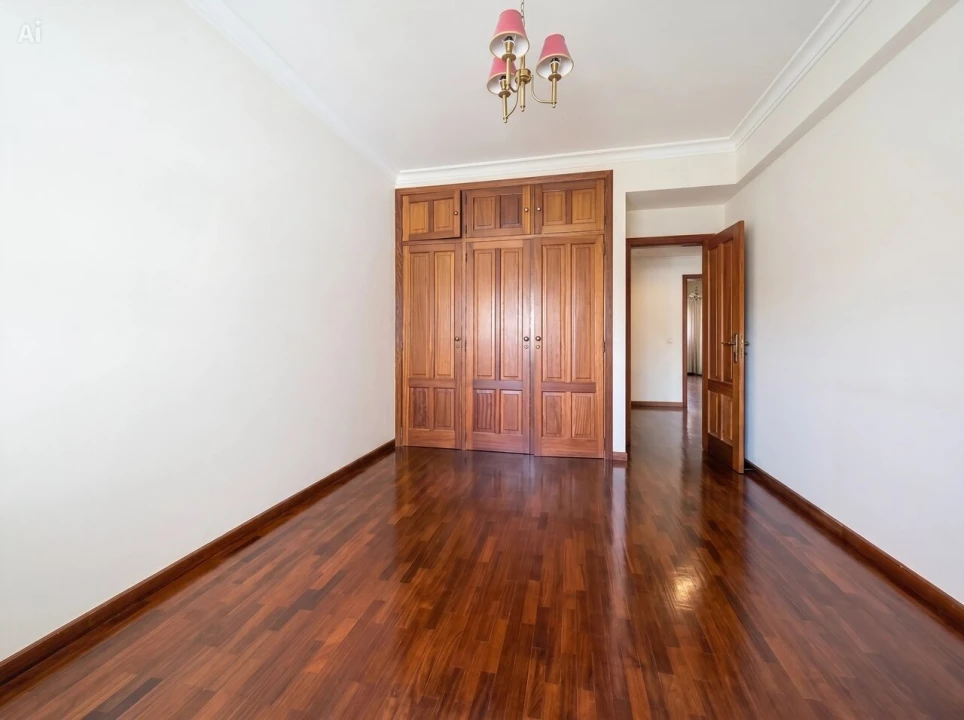 Apartamento T4 para Venda em Areeiro Foto 18